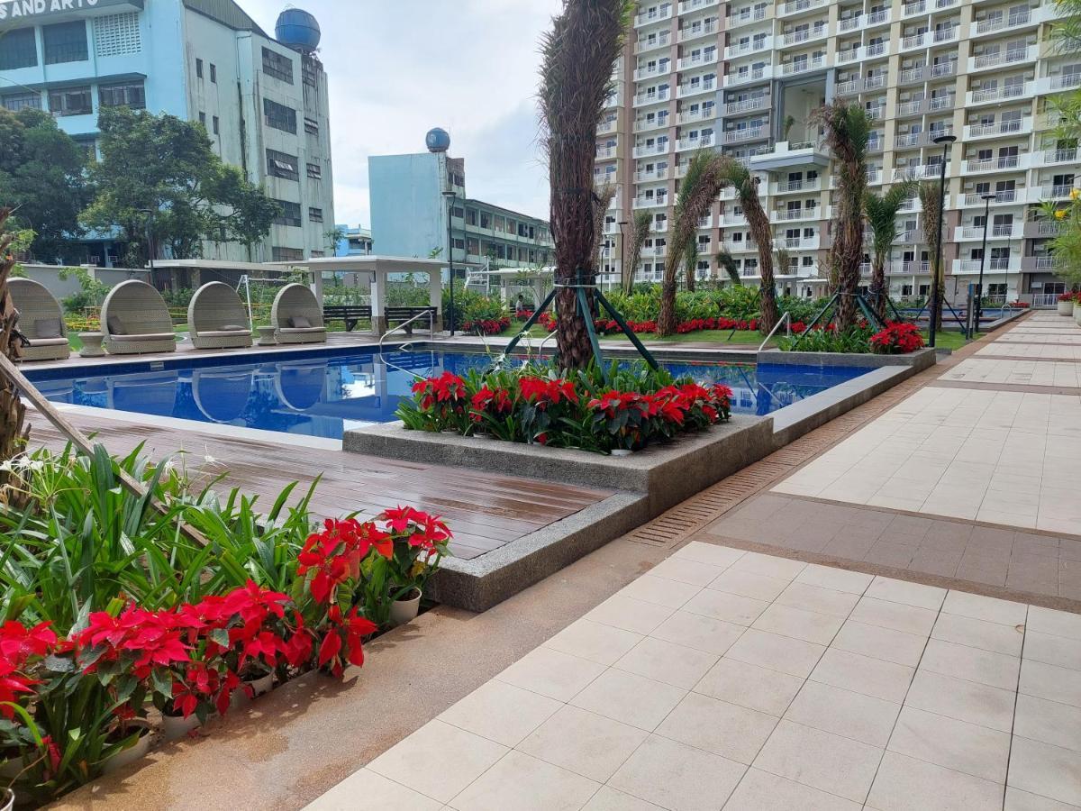 Infina Towers Project 4 Aurora Boulevard Quezon City 马尼拉 外观 照片