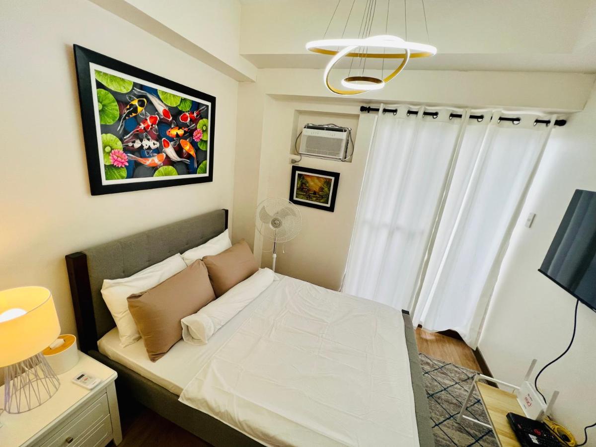 Infina Towers Project 4 Aurora Boulevard Quezon City 马尼拉 外观 照片